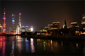 The Use of Street Fitness Equipment in Shanghai